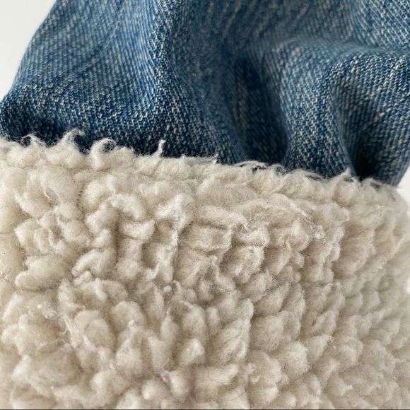 Crop Sherpa Denim-Jacket - Picture 6 of 7